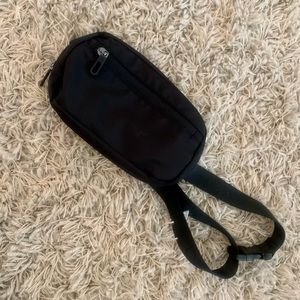 CALIA by Carrie Underwood￼ Fanny Pack Waist Belt Pouch Bag Convertible
